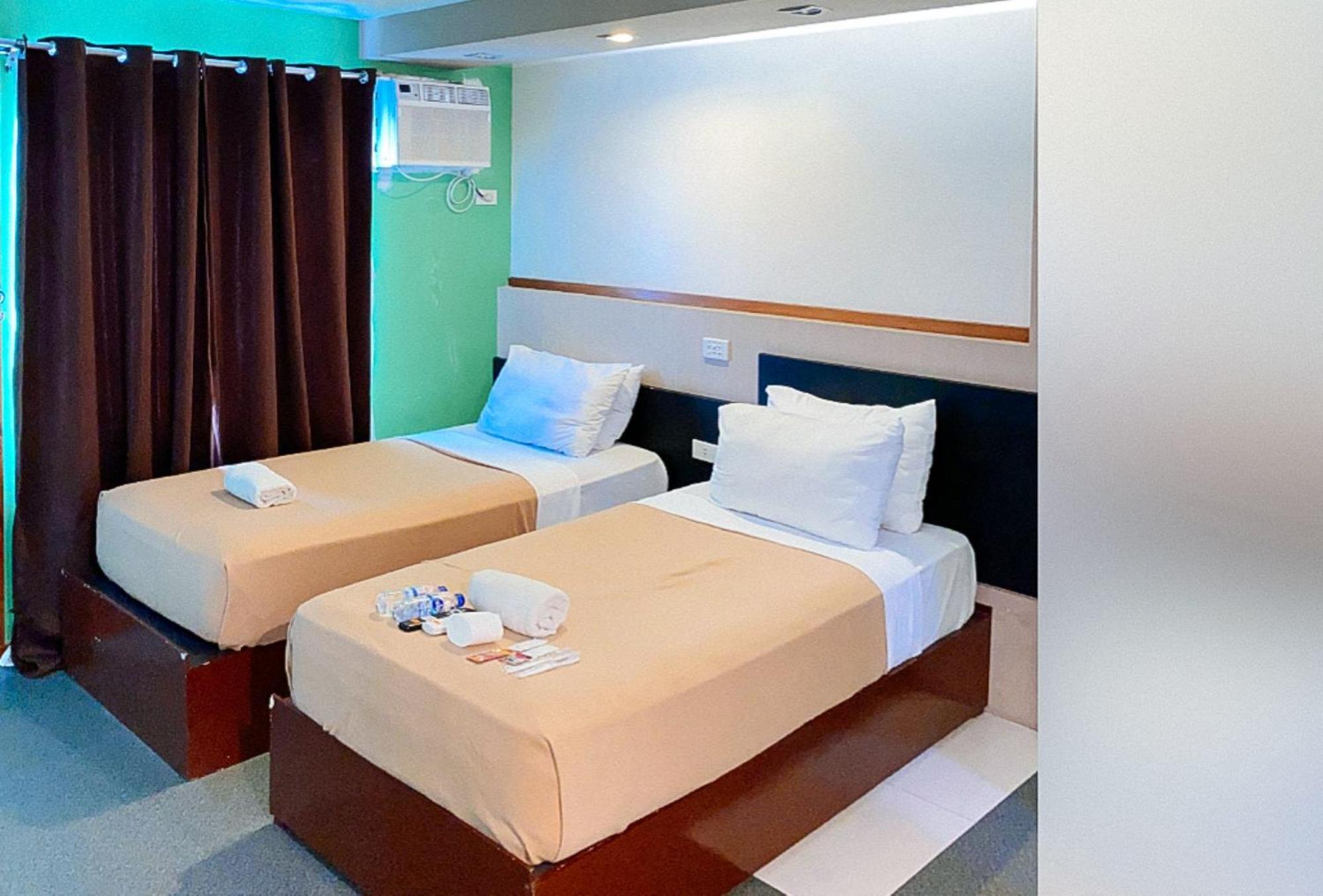 Villa Rosita Hotel ナガ エクステリア 写真